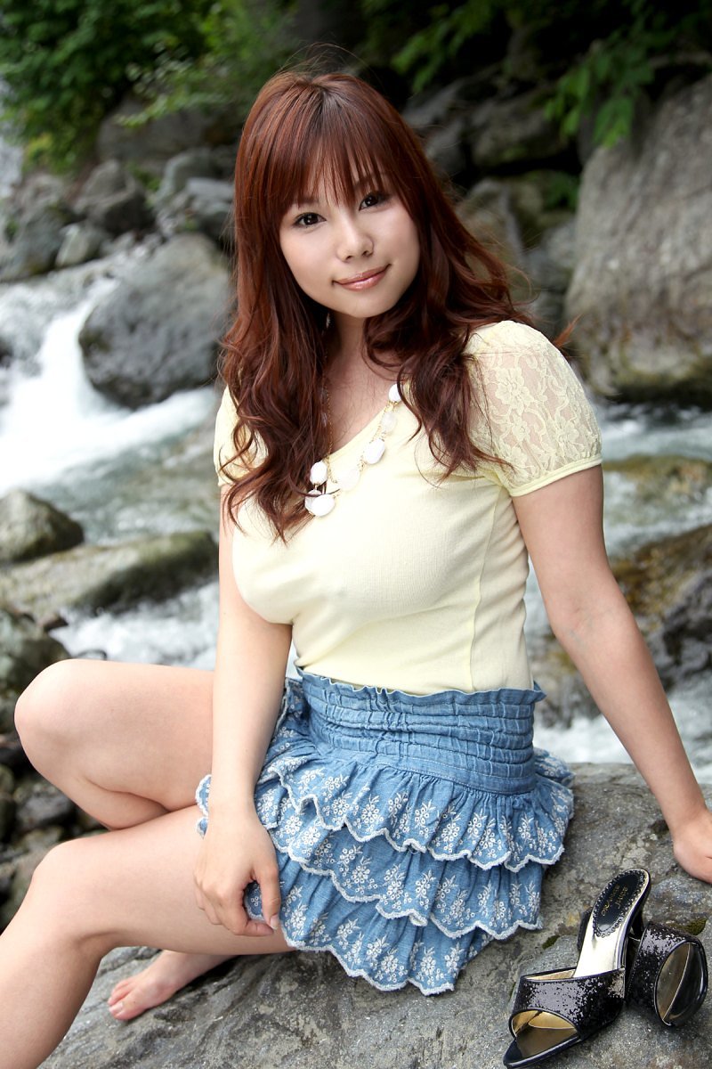 Юлиана, 32